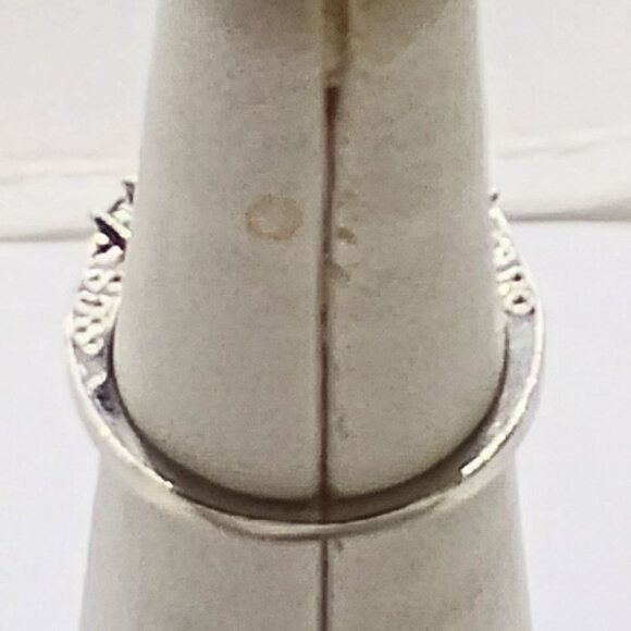 Vintage Womens Silver Plated Alexandrite Simulated Diamond Ring Size 5.5 Pinky - Picture 7 of 8